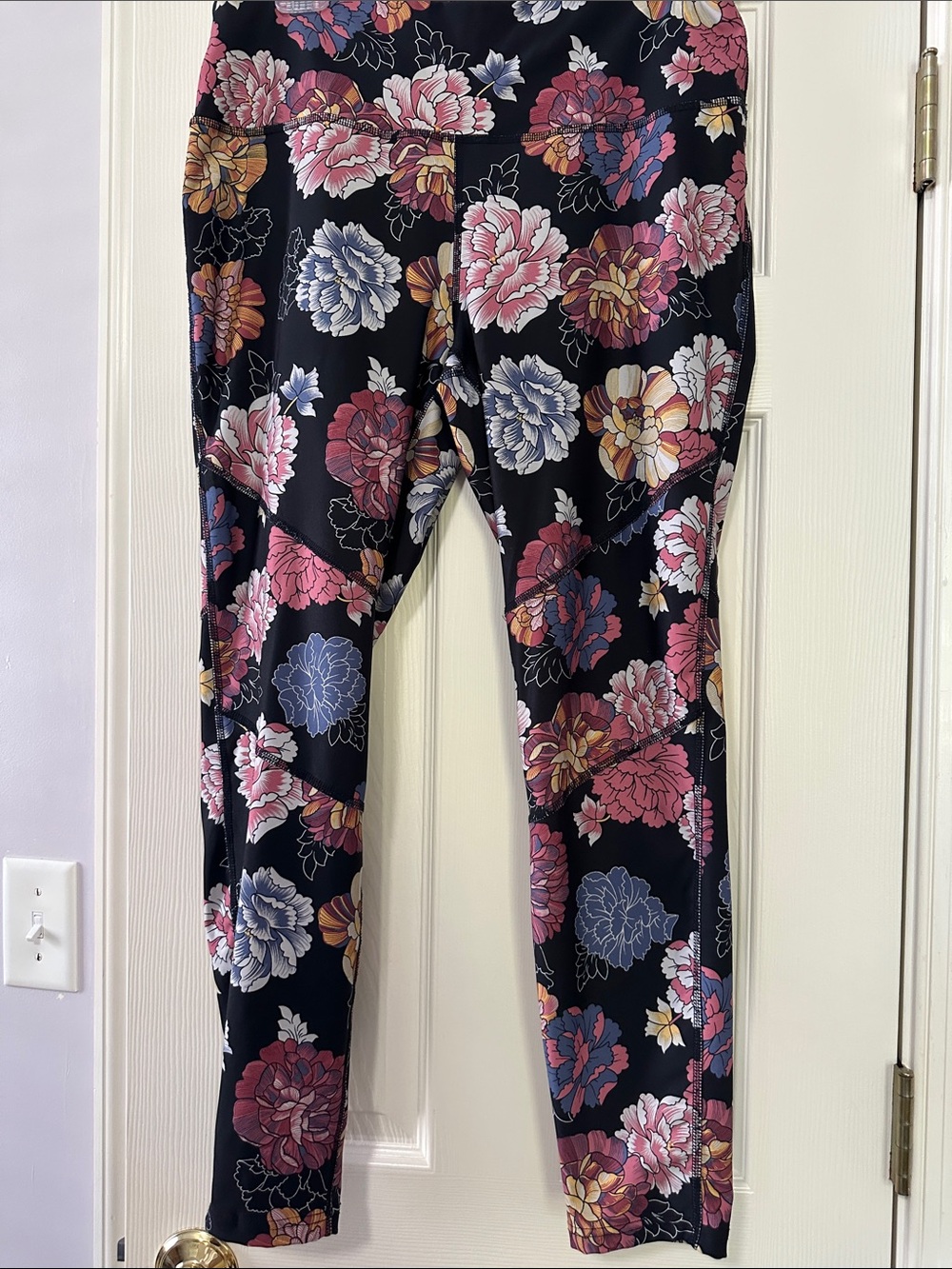 Ladies Floral Active Leggings - Black with Pink & Blue Flowers